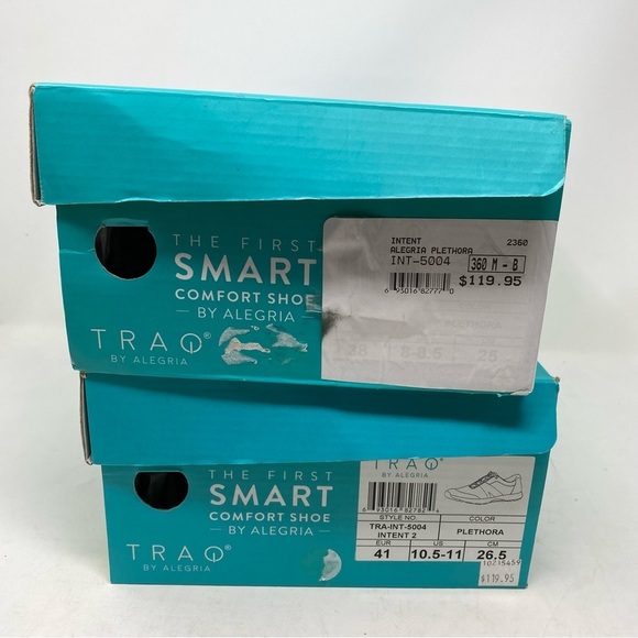 Traq by Alegria Intent 2 Smart Sneakers in plethora - Picture 8 of 8